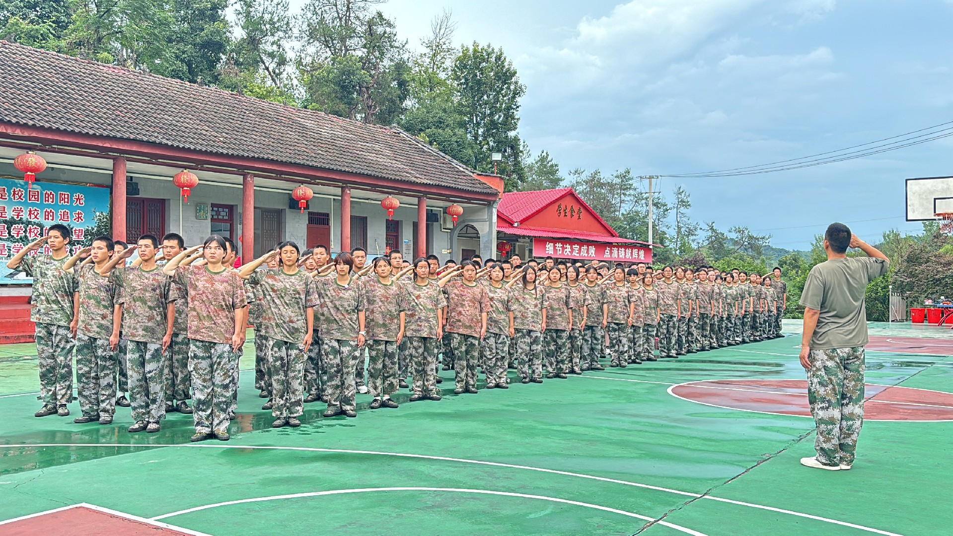 怎么预防孩子染上网瘾？赤壁市三国青少年成长学校的“家庭系统共育”之法